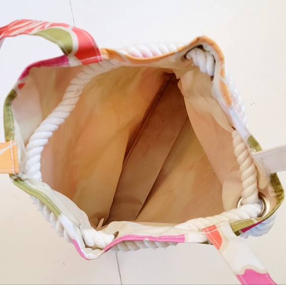 Clinique Tote - Picture 7 of 12